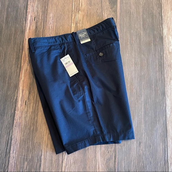 Sale ⭐️ Original Penguin ~ Slim Fit Short in Navy - Picture 1 of 5